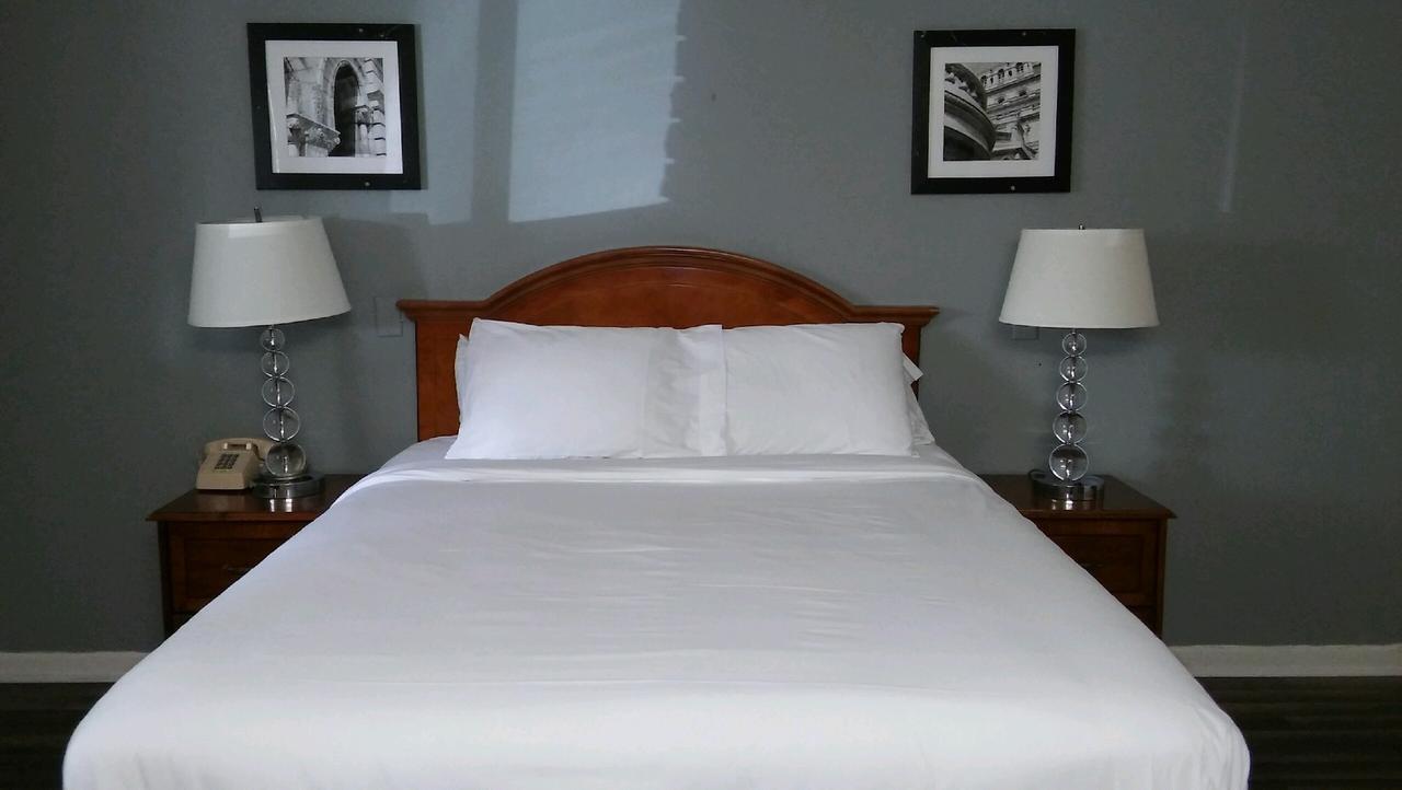 The Oak Motel 拉格兰奇 外观 照片