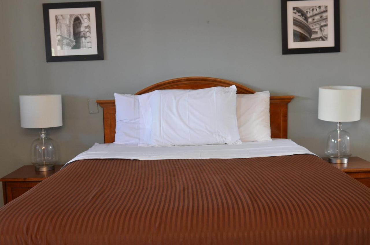 The Oak Motel 拉格兰奇 外观 照片
