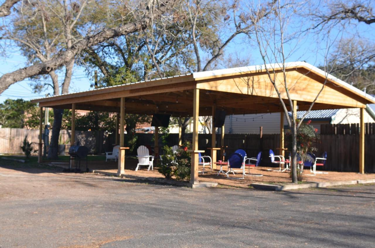 The Oak Motel 拉格兰奇 外观 照片