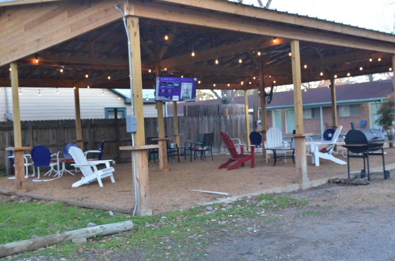 The Oak Motel 拉格兰奇 外观 照片
